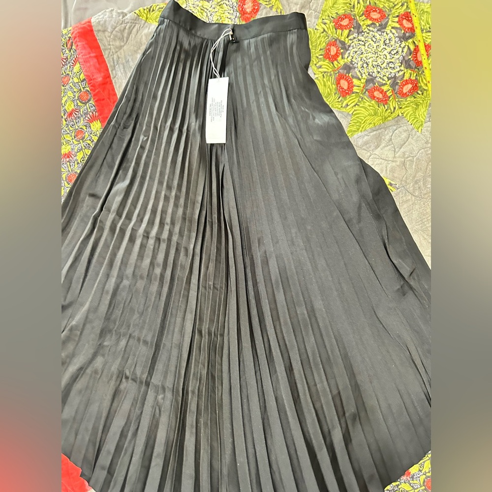 Bishop & Young NWT Presley pleated midi skirt size S